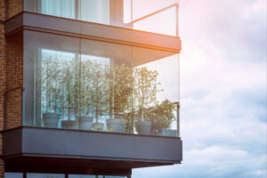 balkonu stiklinimas